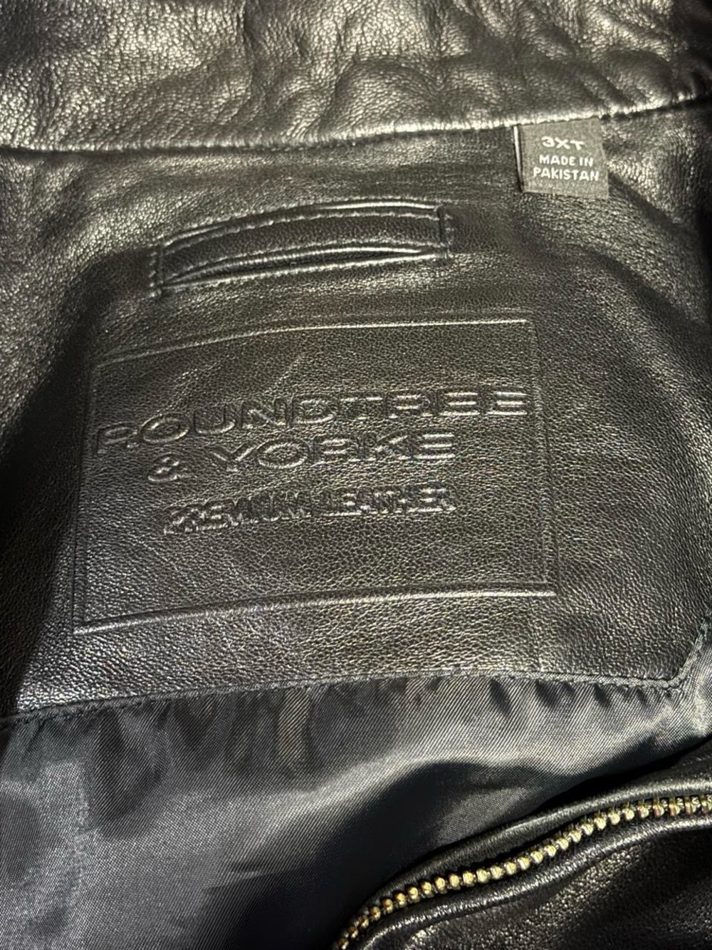Roundtree Men's Black Leather Zip Front Jacket - Picture 6 of 7
